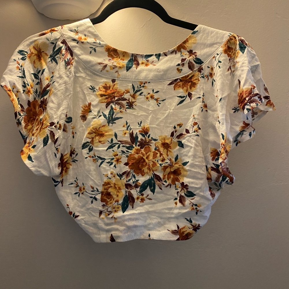 Floral top